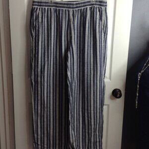 Old Navy XL Striped, Wide Leg, Pocketed "Railroad" pants; Stylish, Avant Garde